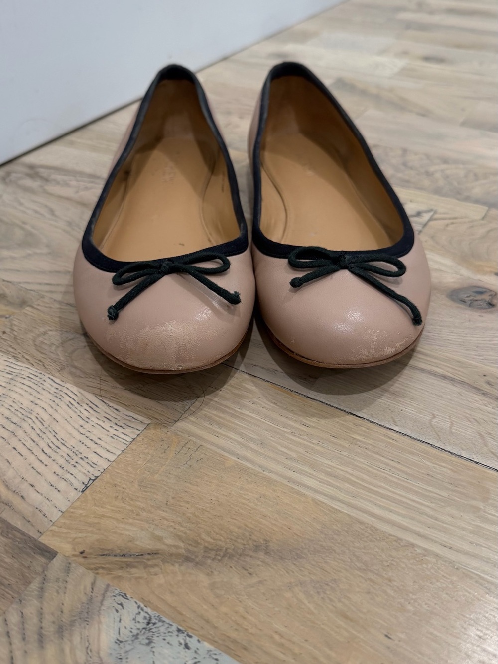 J crew leather Women's Ballet Flats in Blush with Black Trim - Picture 3 of 5